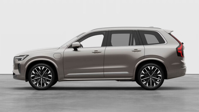 Volvo XC90 2.0 B5P [250] Ultra Dark 5dr AWD Geartronic Petrol Estate - Image 2